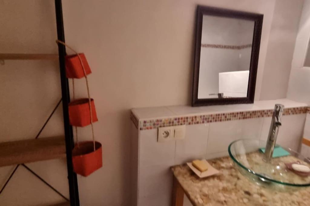 Gite De La Confluence Padern エクステリア 写真